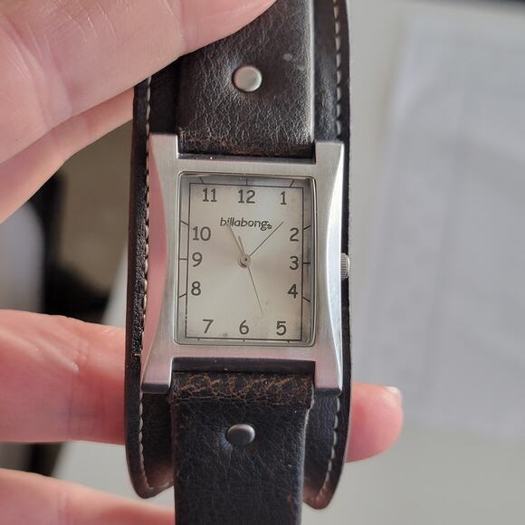 Vintage Watches Billabong Cuff Watch Rectangular Dial Leather Strap 2000s Surf main image 7
